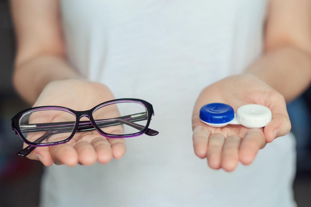 Krótki przegląd alternatyw dla noszenia okularów