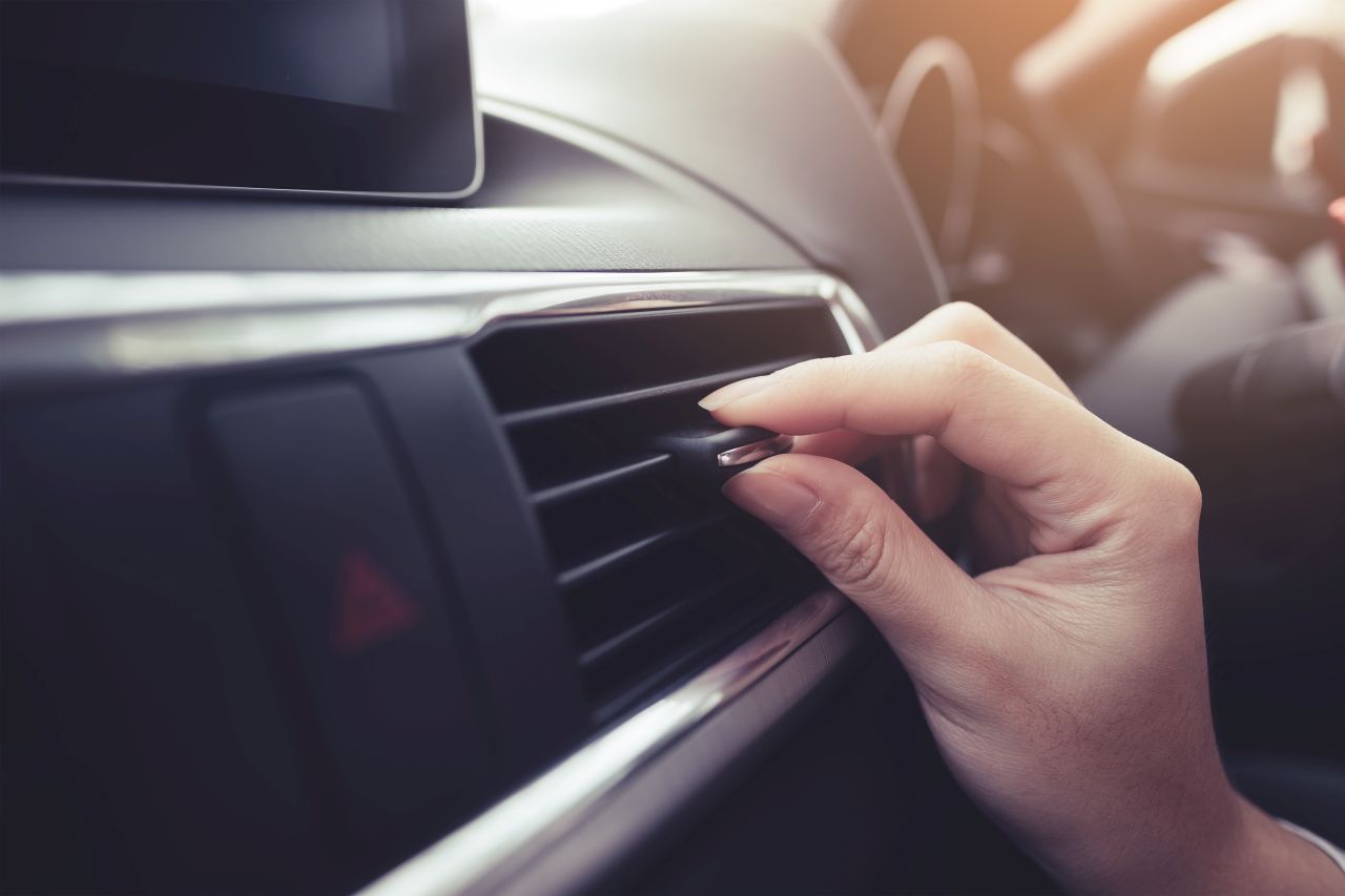 Klimatyzacja samochodowa – jak poradzić sobie z jej awarią?